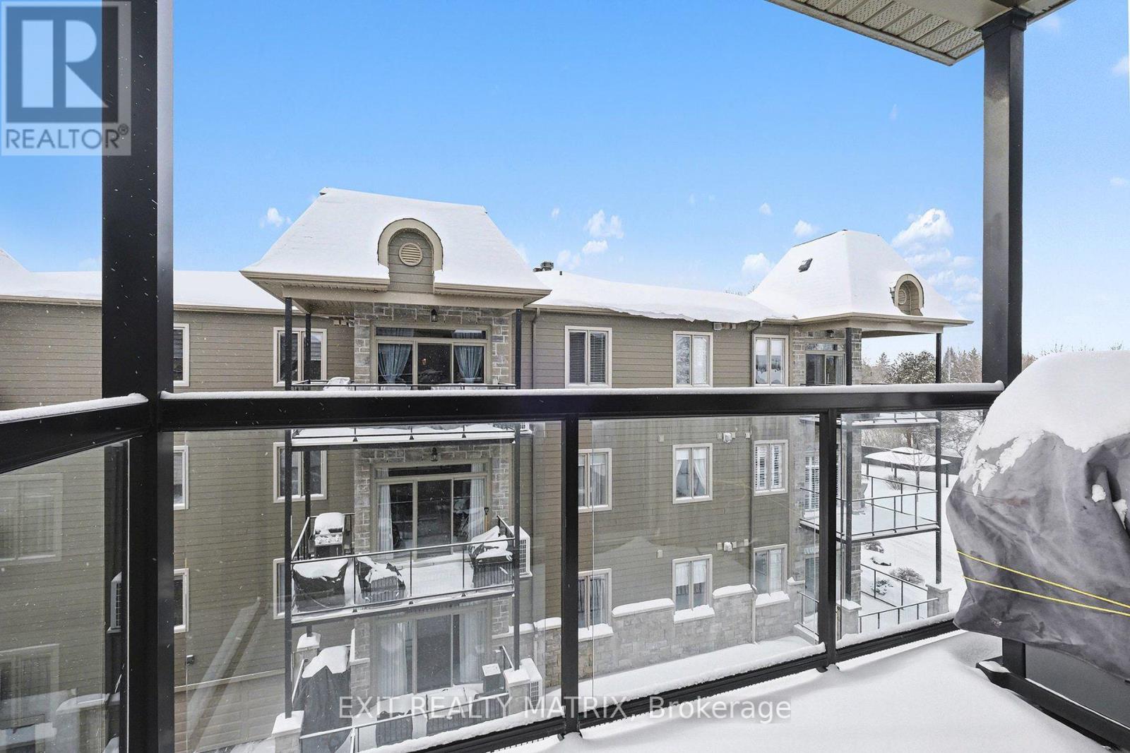 305 - 300 Solstice Crescent