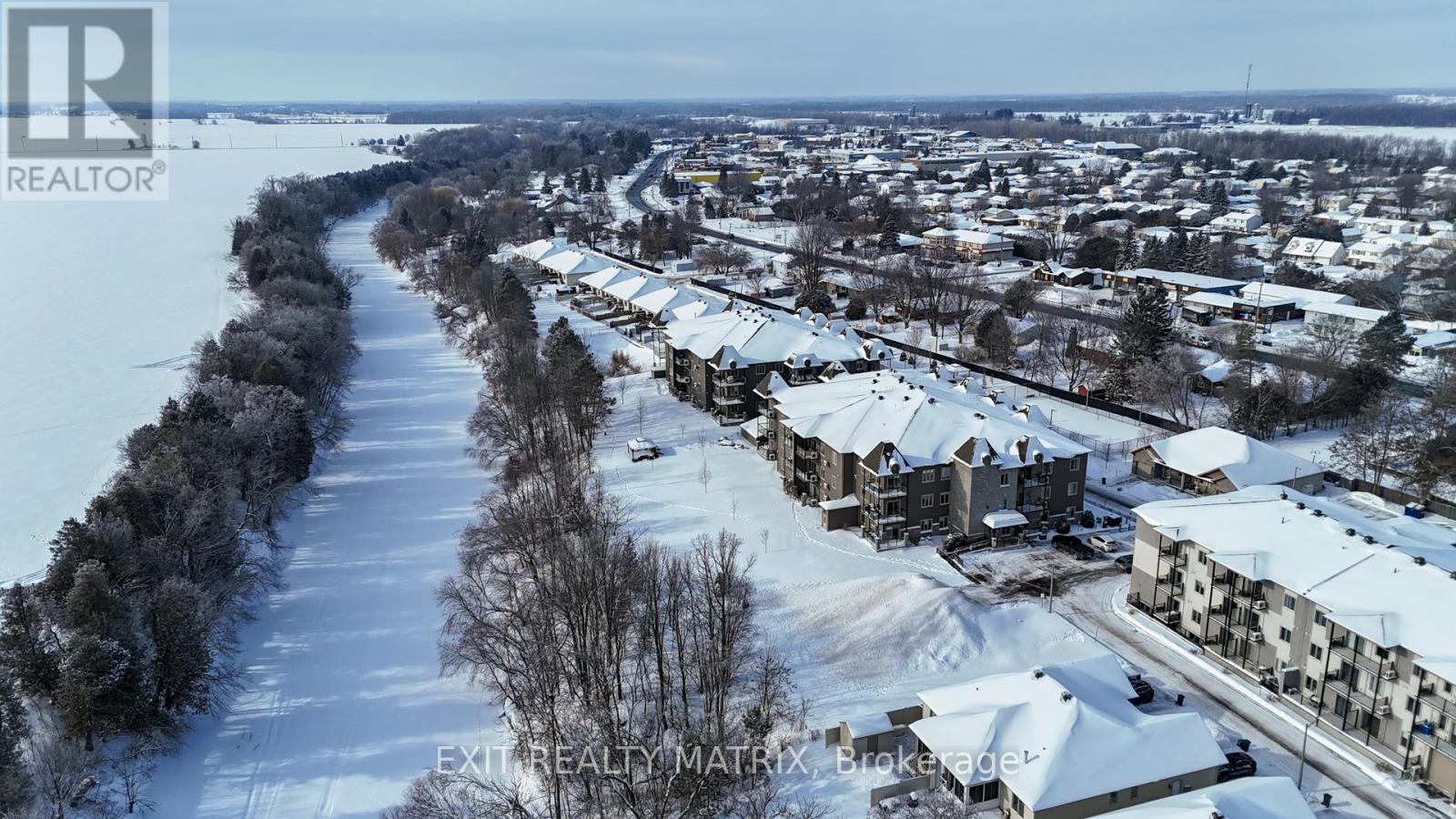 305 - 300 Solstice Crescent