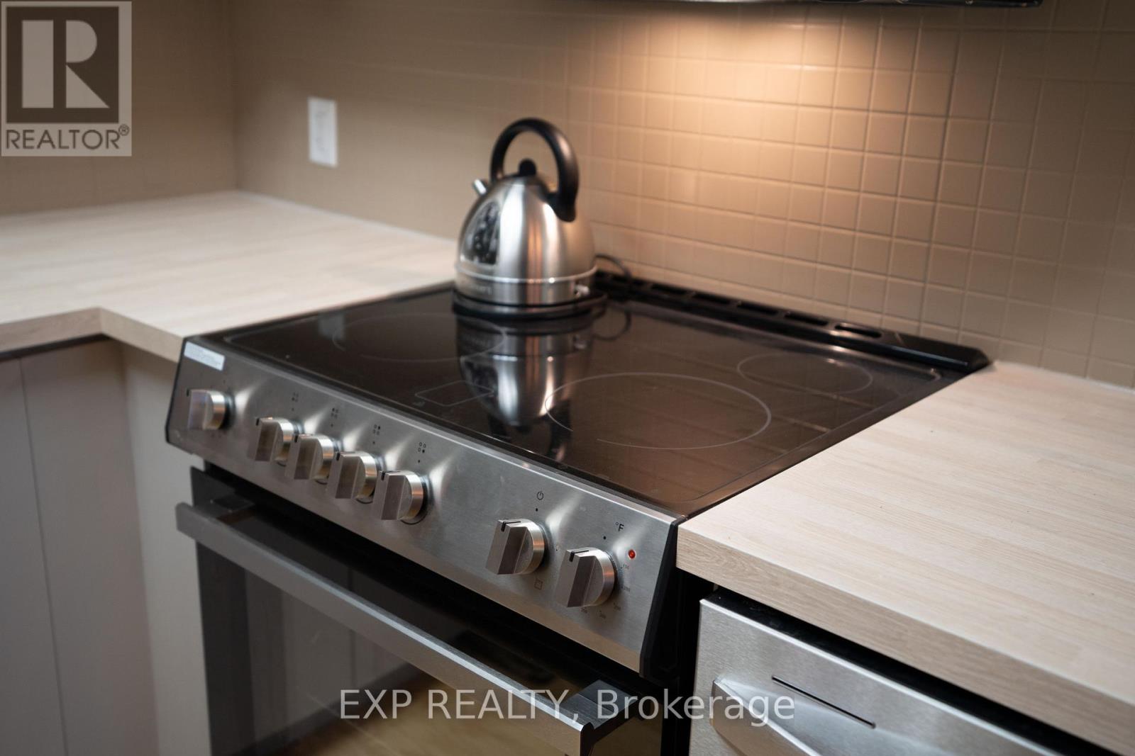 907 - 179 George Street