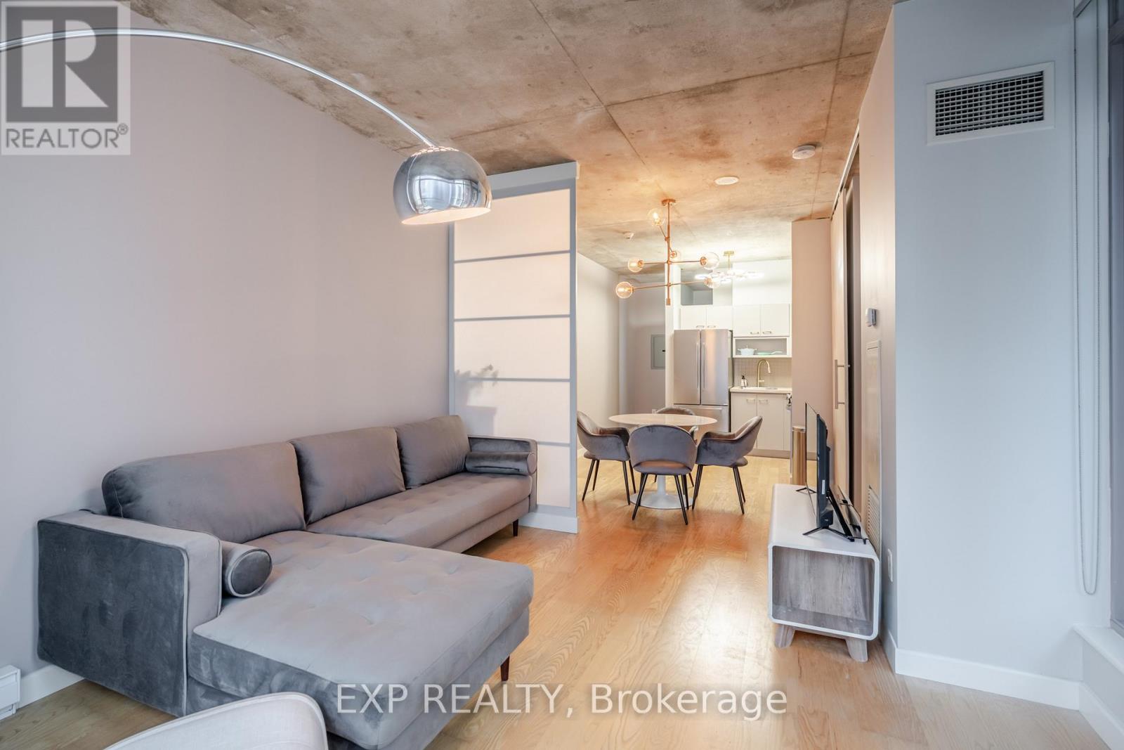 907 - 179 George Street