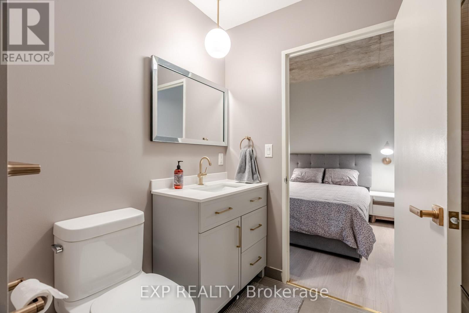 907 - 179 George Street