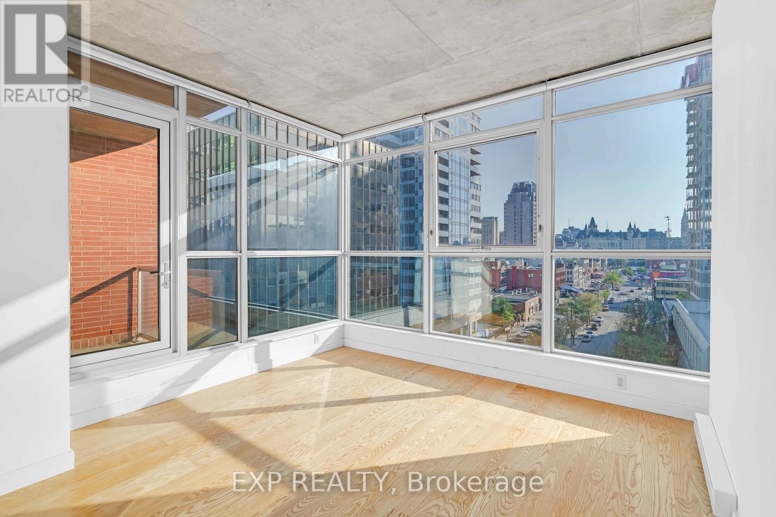 907 - 179 George Street