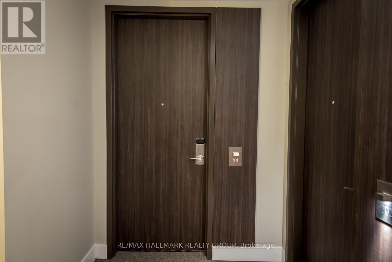 201 - 300 Lisgar Street