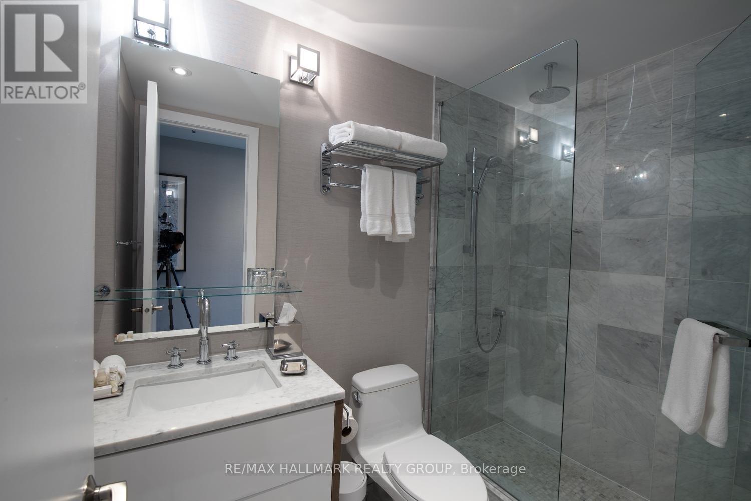 1111 - 300 Lisgar Street