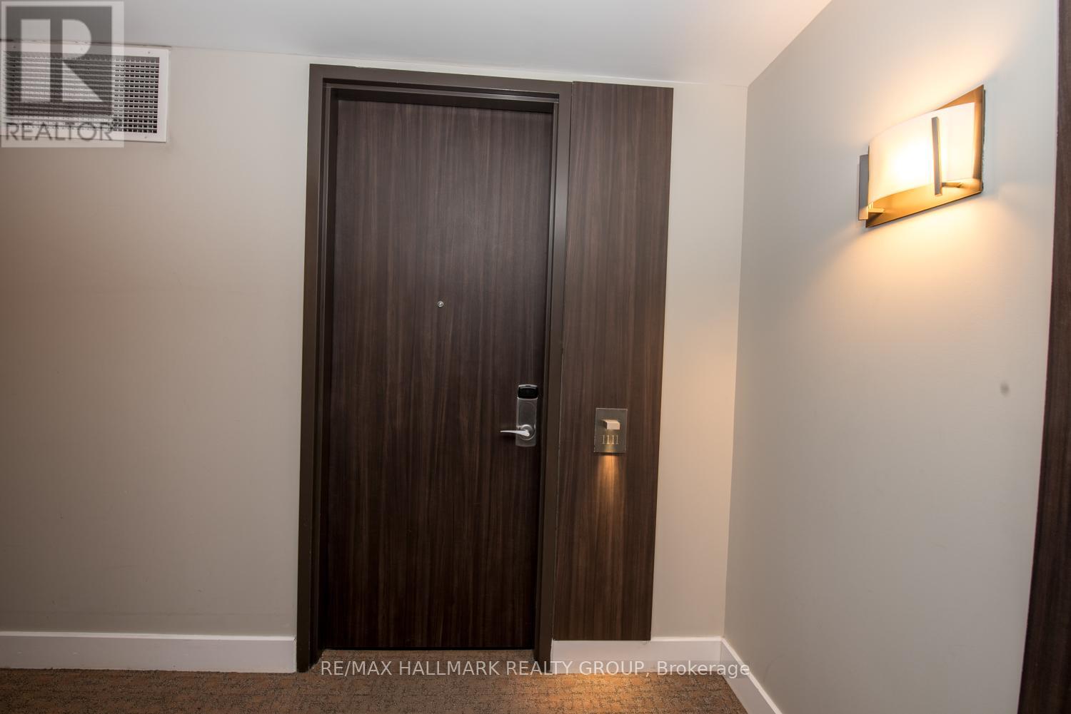 1111 - 300 Lisgar Street