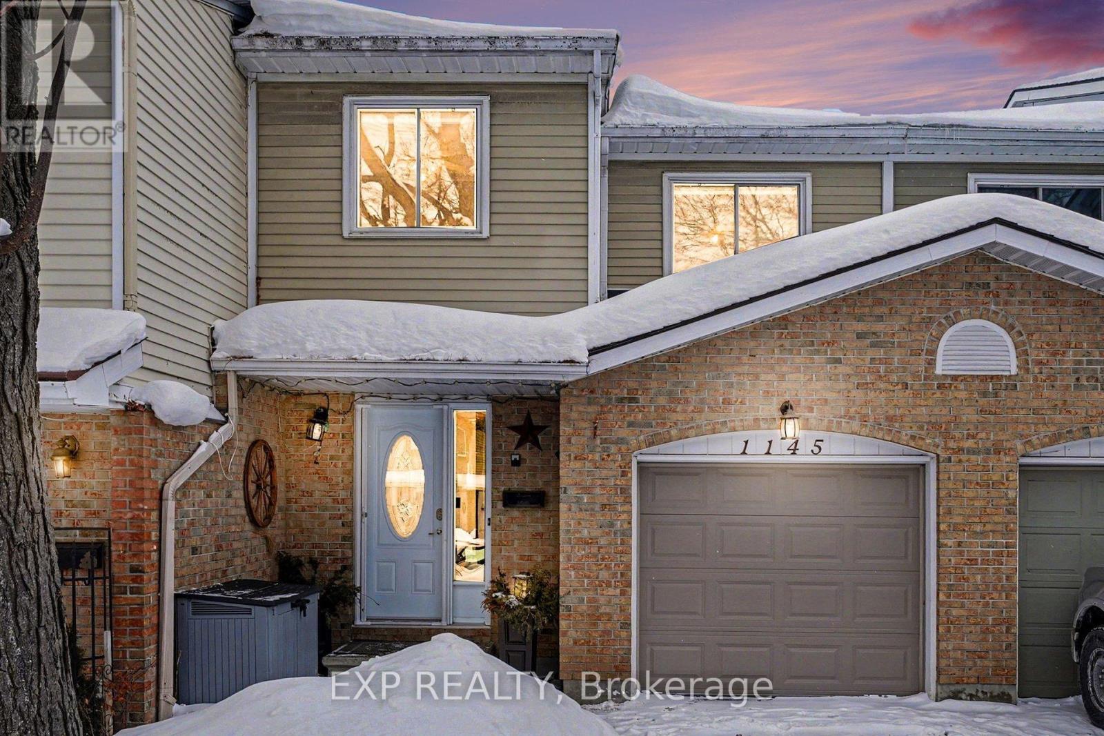 100 - 1145 D'erable Place