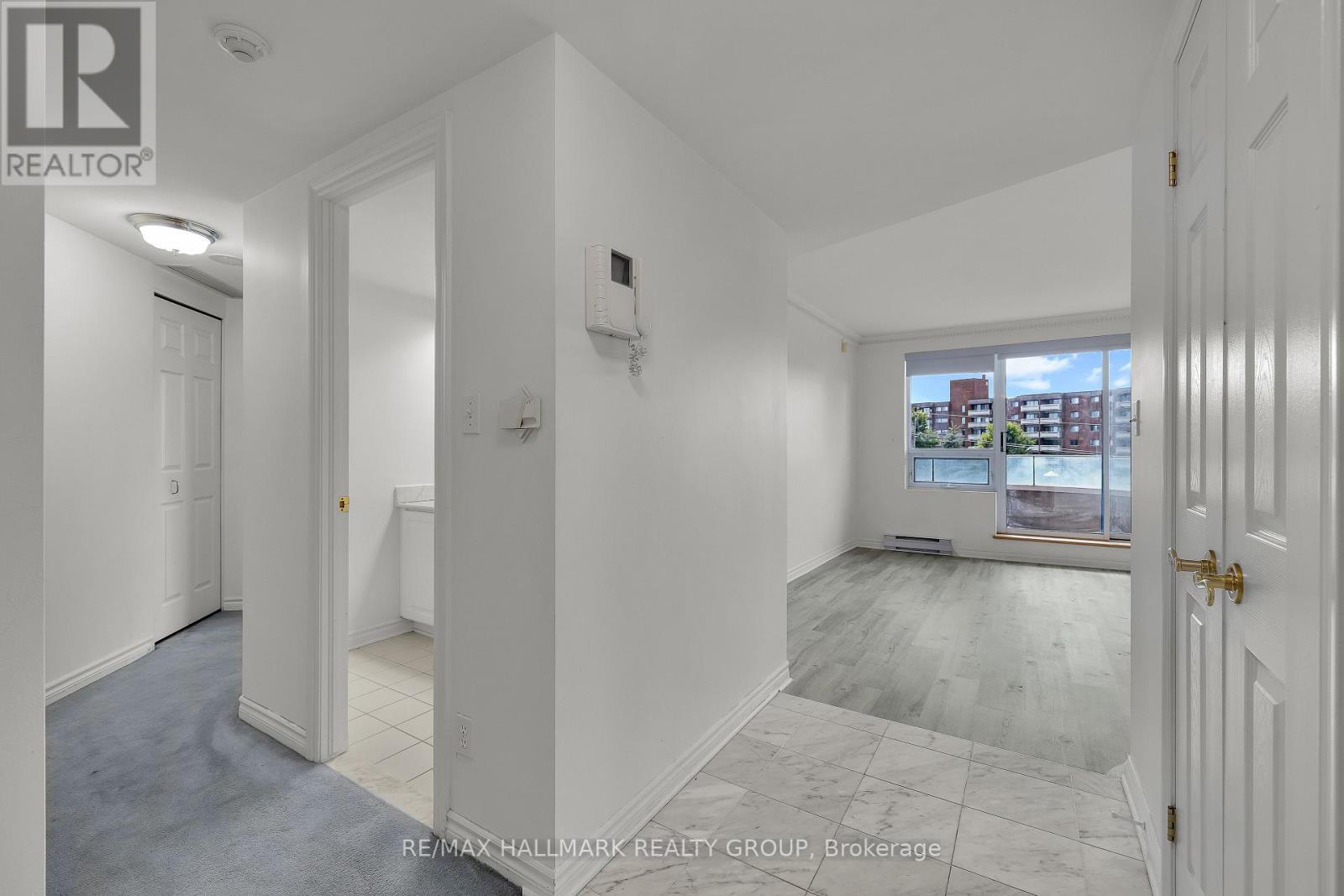 503 - 3105 Carling Avenue