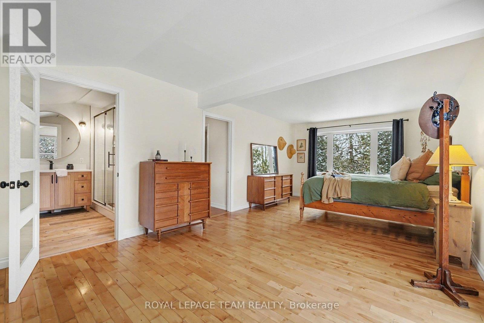 2249 Mcgovern Road W