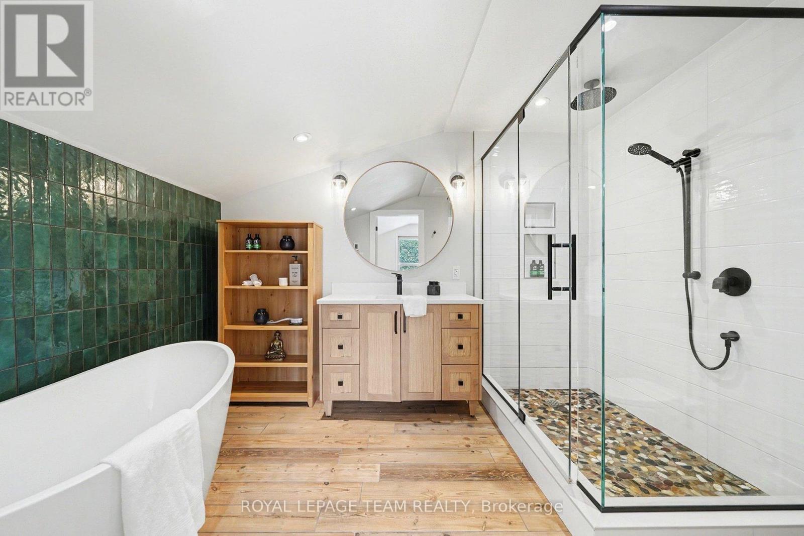 2249 Mcgovern Road W