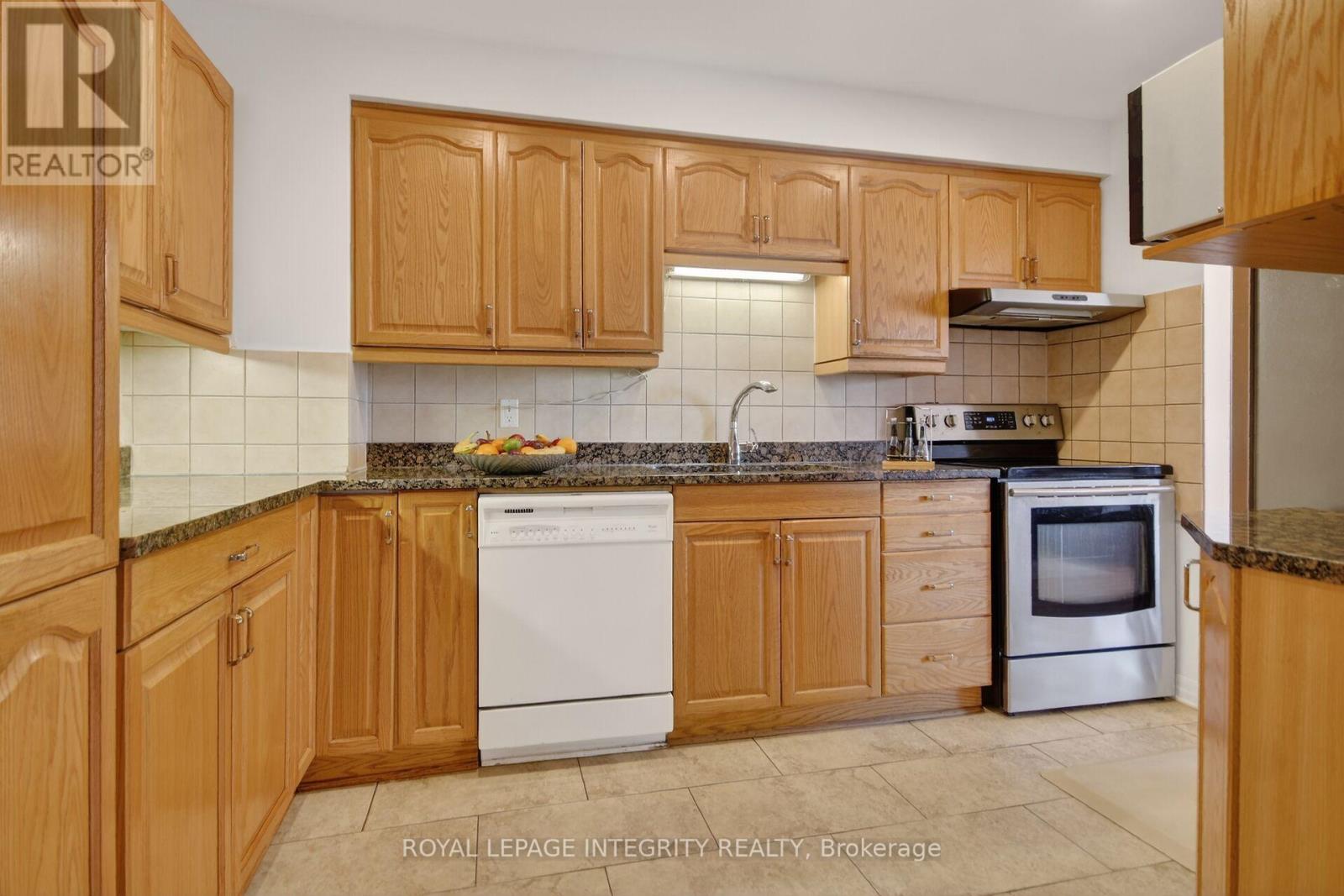 13 - 2415 Southvale Crescent