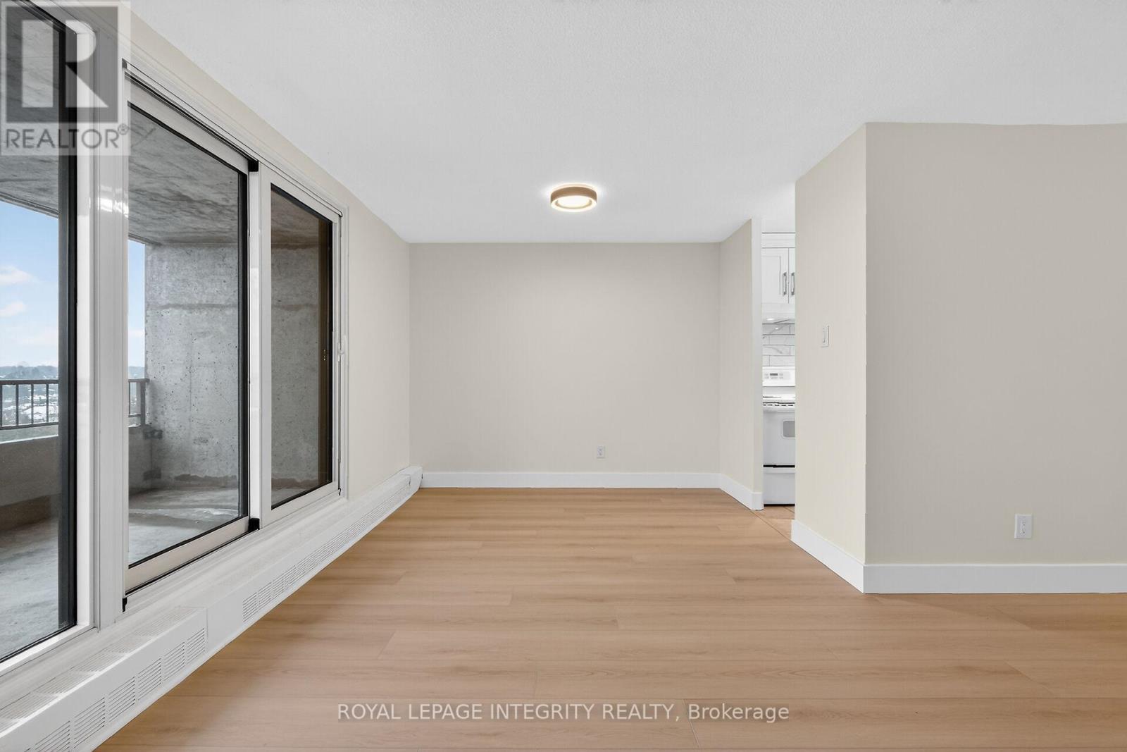 1708 - 1785 Frobisher Lane