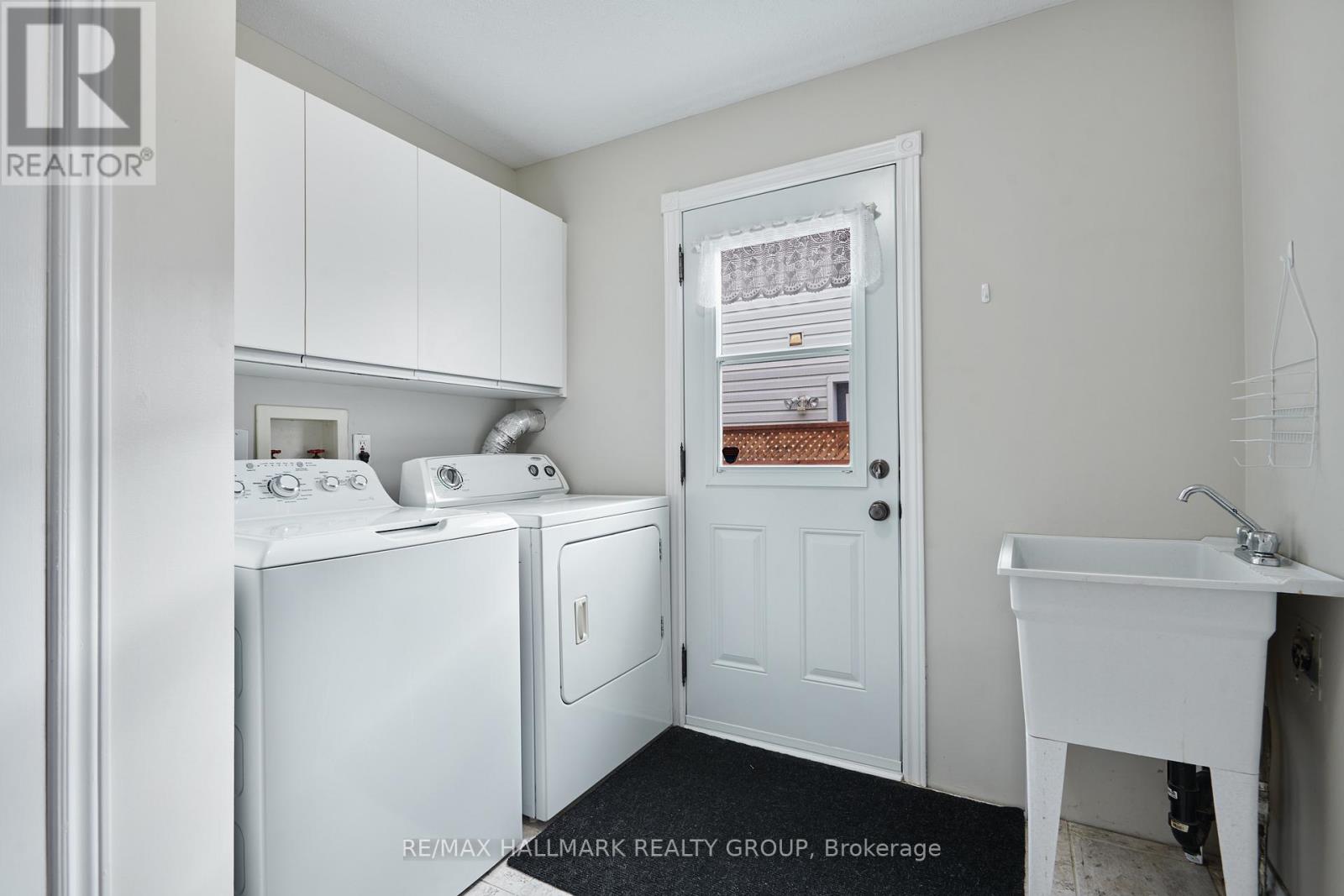 1743 Silver Bark Avenue