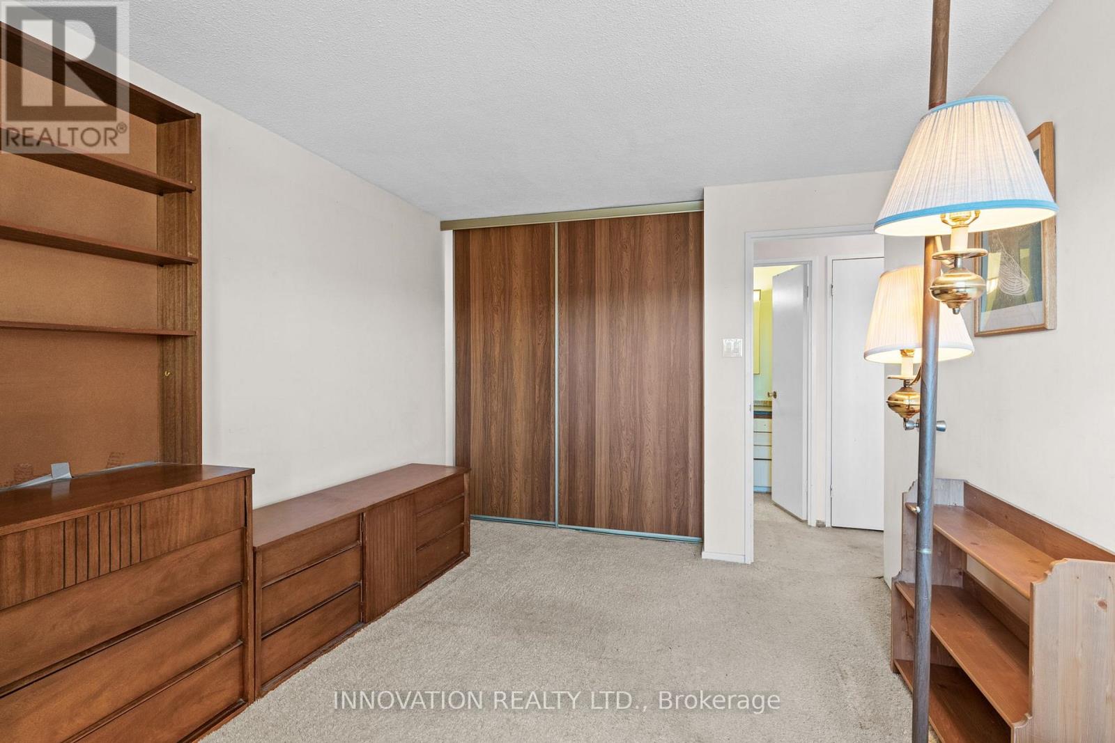 1905 - 1171 Ambleside Drive