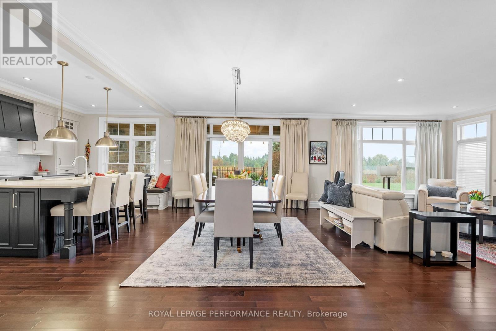 6721 Yacht Boulevard