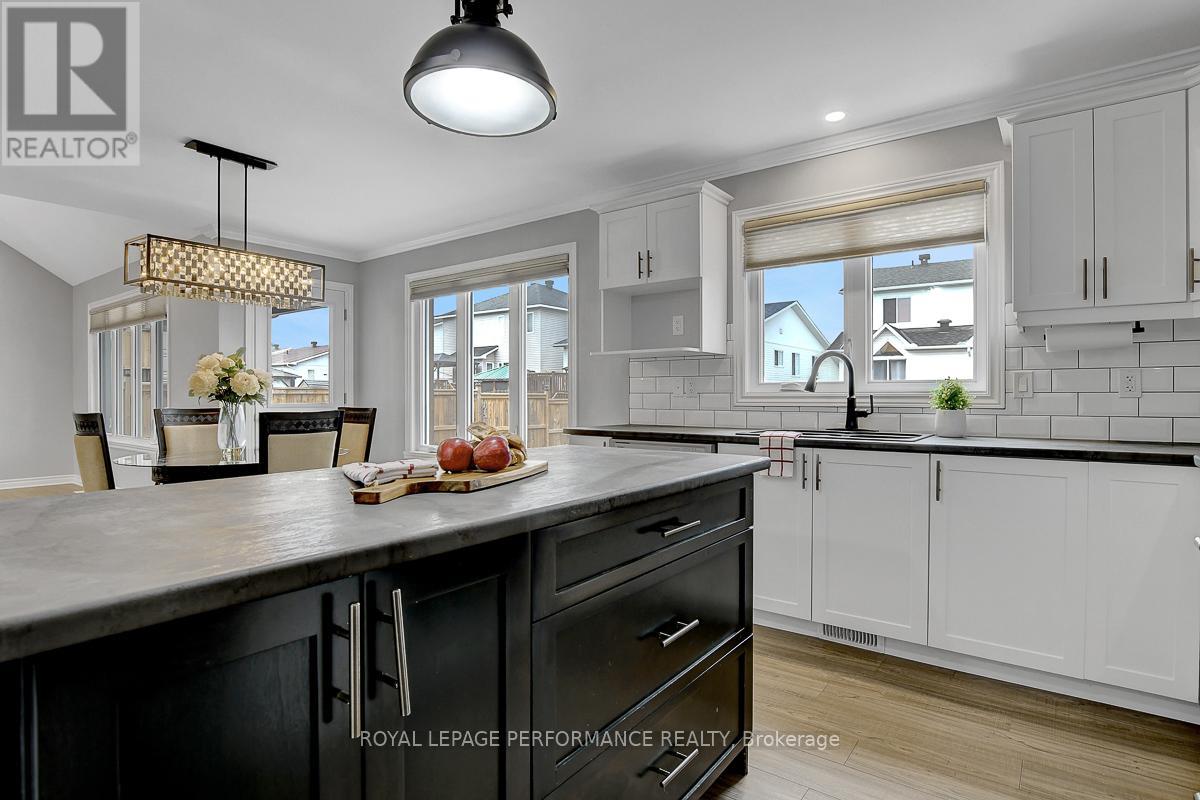 29 Meadowlark Street