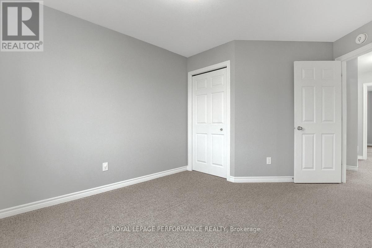 29 Meadowlark Street