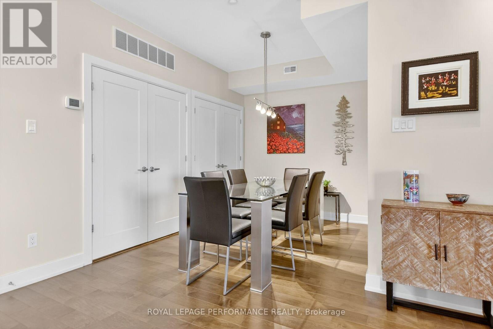 408 - 615 Longfields Drive