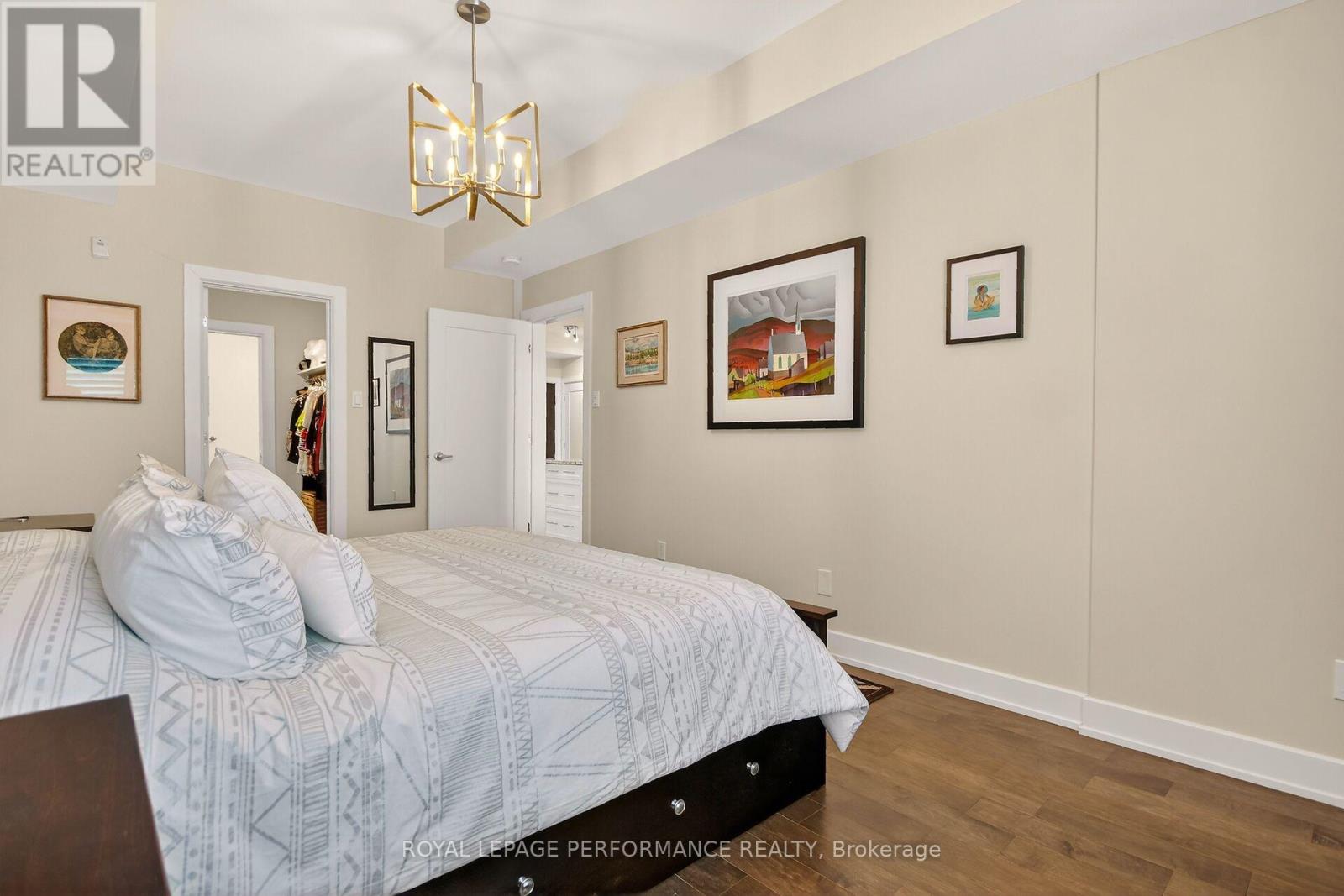 408 - 615 Longfields Drive