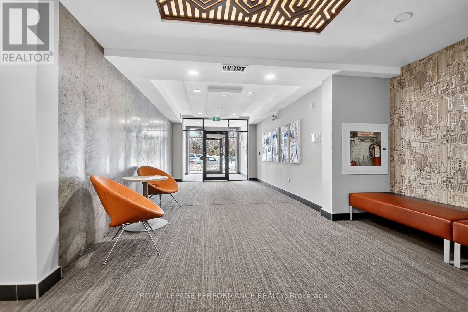 408 - 615 Longfields Drive