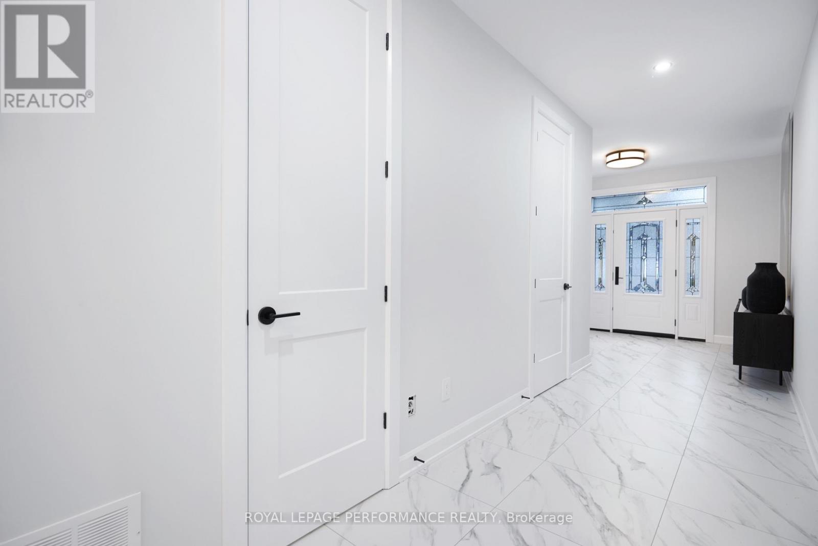 1709 Fisher Ave Avenue