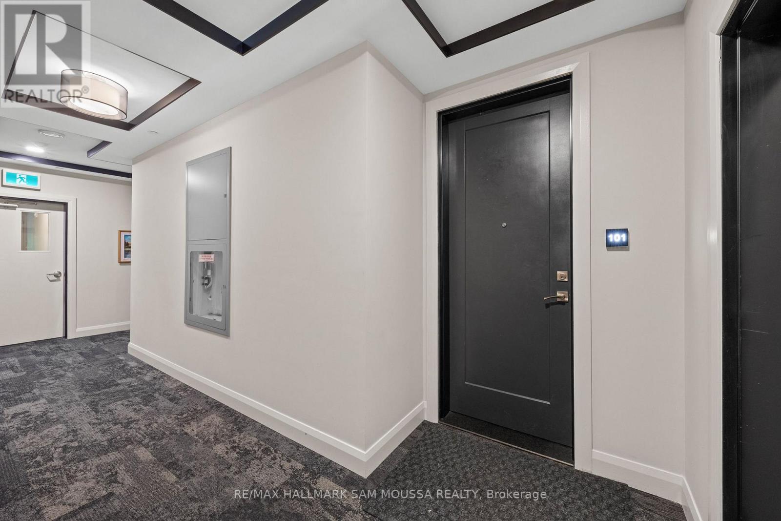 101 - 120 Cortile Private