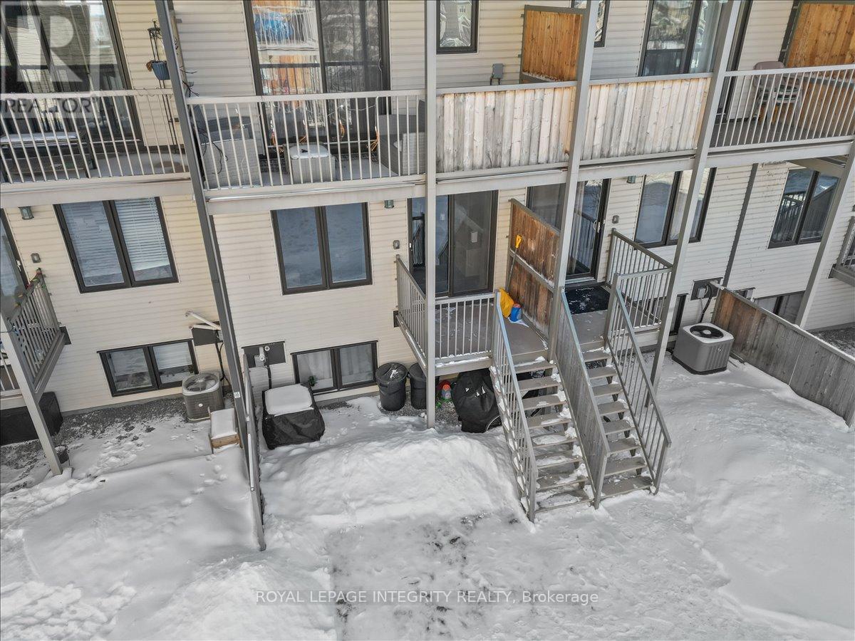 11 - 1124 Docteur Corbeil Boulevard