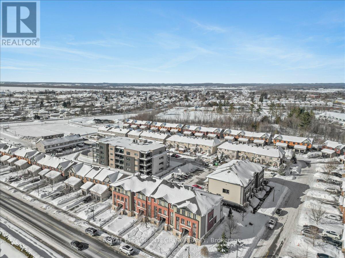 11 - 1124 Docteur Corbeil Boulevard