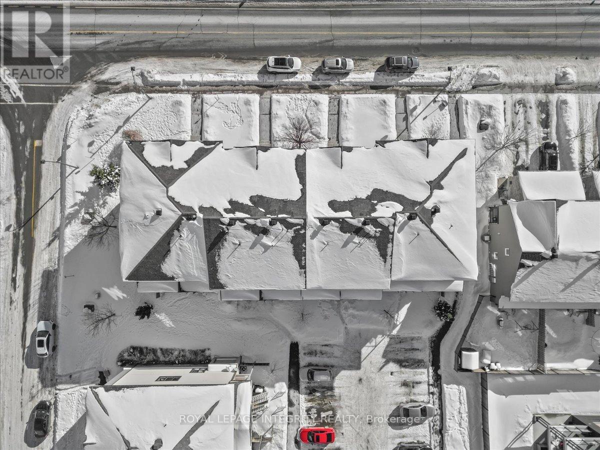 11 - 1124 Docteur Corbeil Boulevard