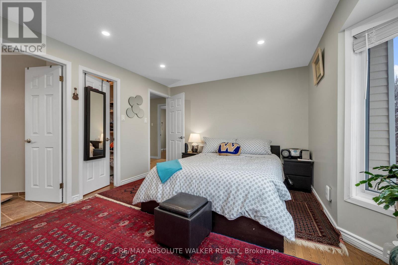 1849 Montereau Avenue