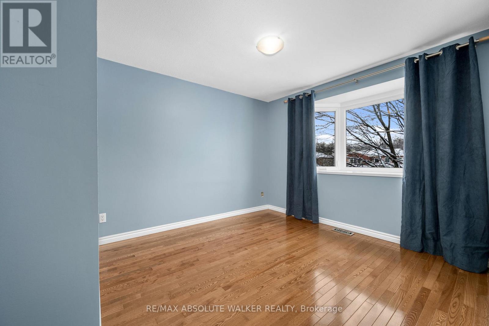 1849 Montereau Avenue