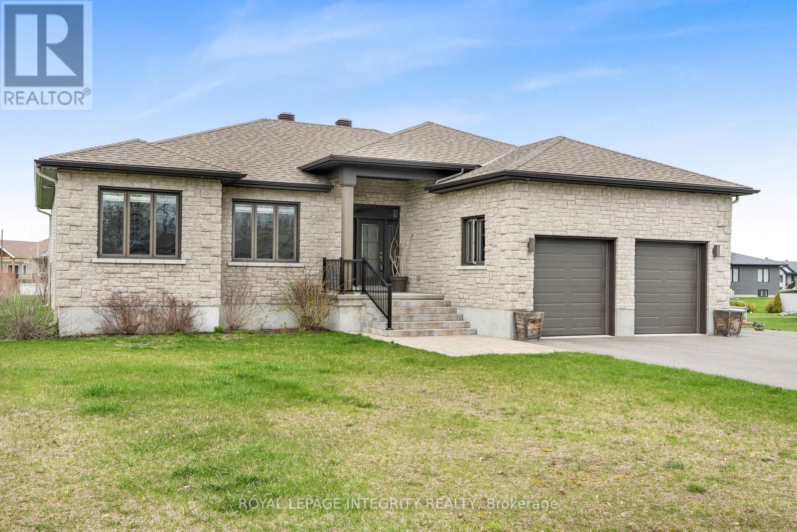 251 Rue Des Violettes Street