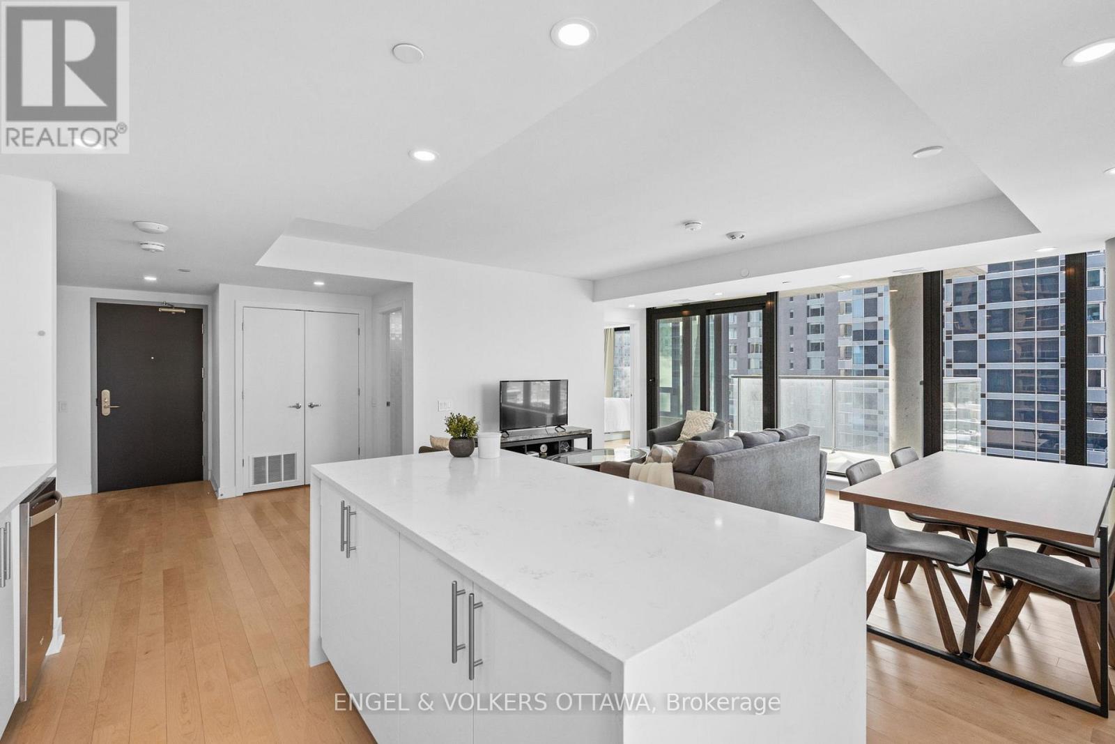 1802 - 180 George Street