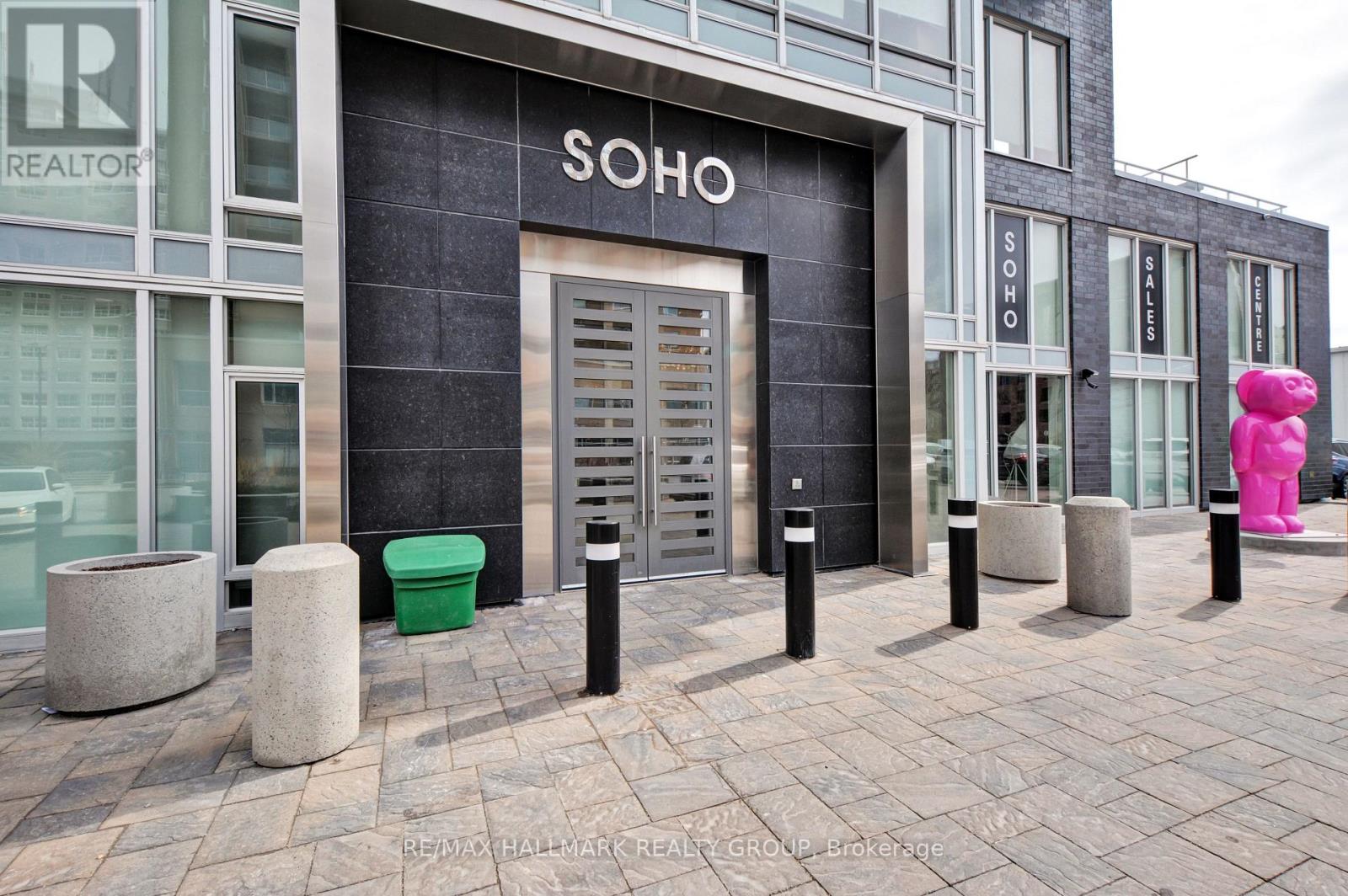 611 - 111 Champagne Avenue