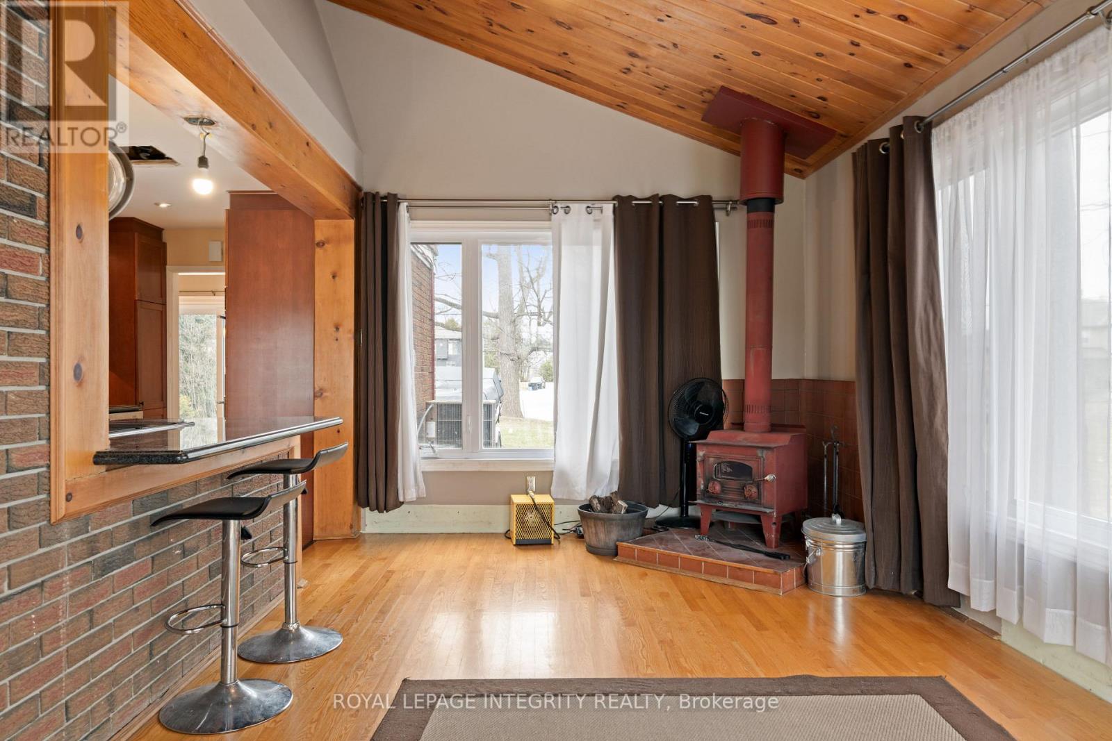 2061 Prince Of Wales Drive