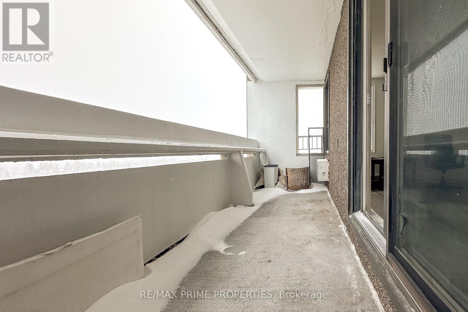 1603 - 1081 Ambleside Drive