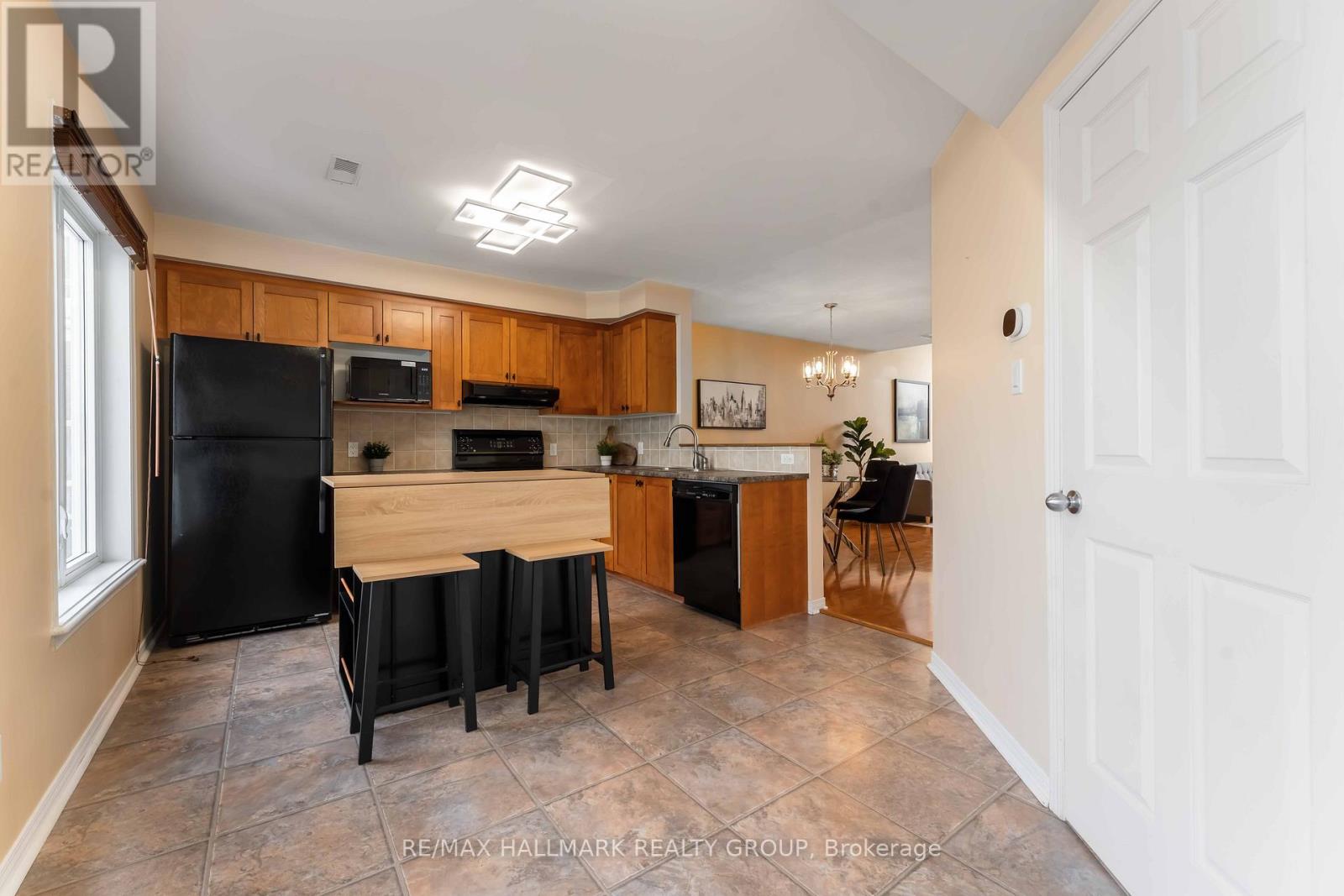 13 - 123 Gatestone Private