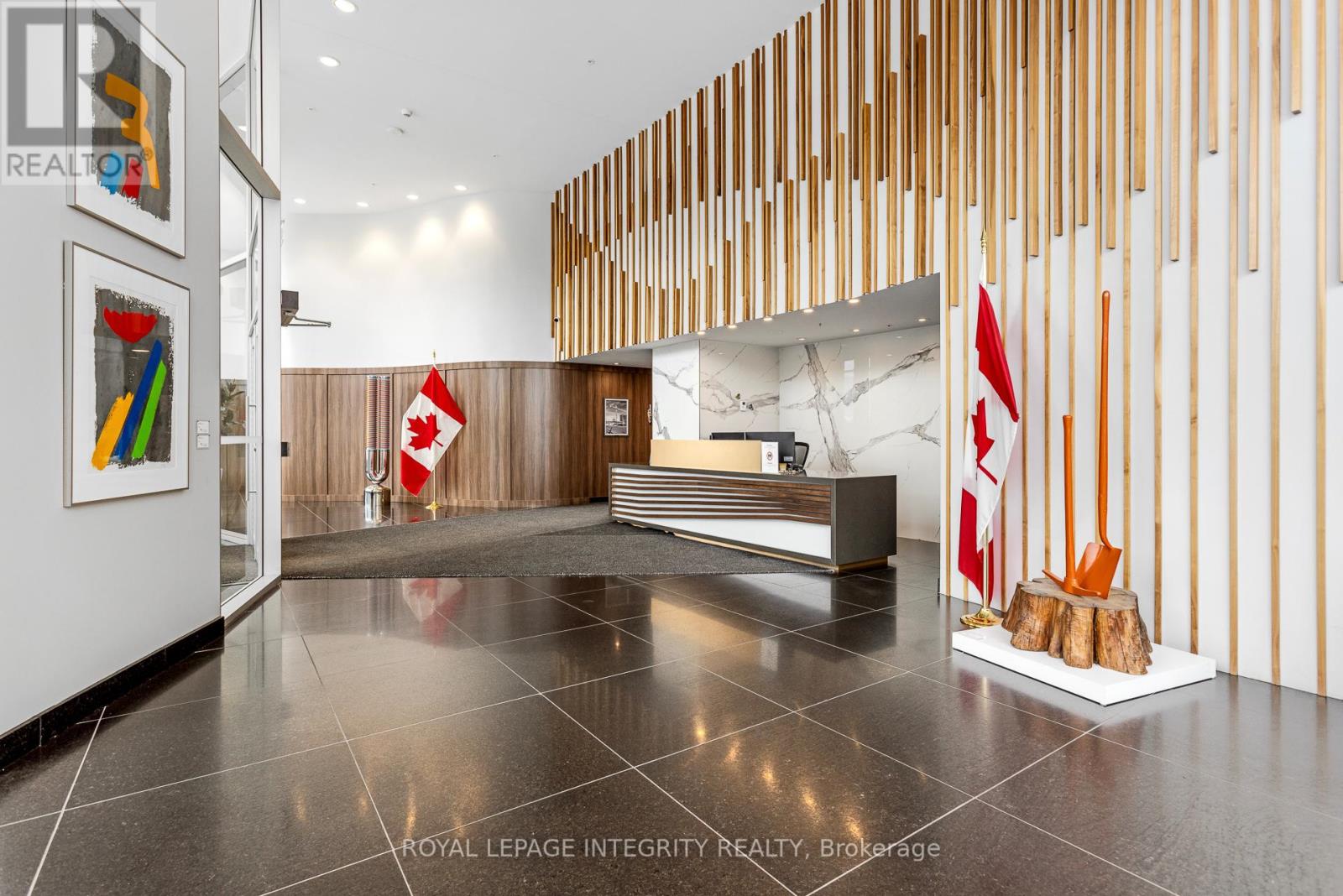 3505 - 805 Carling Avenue