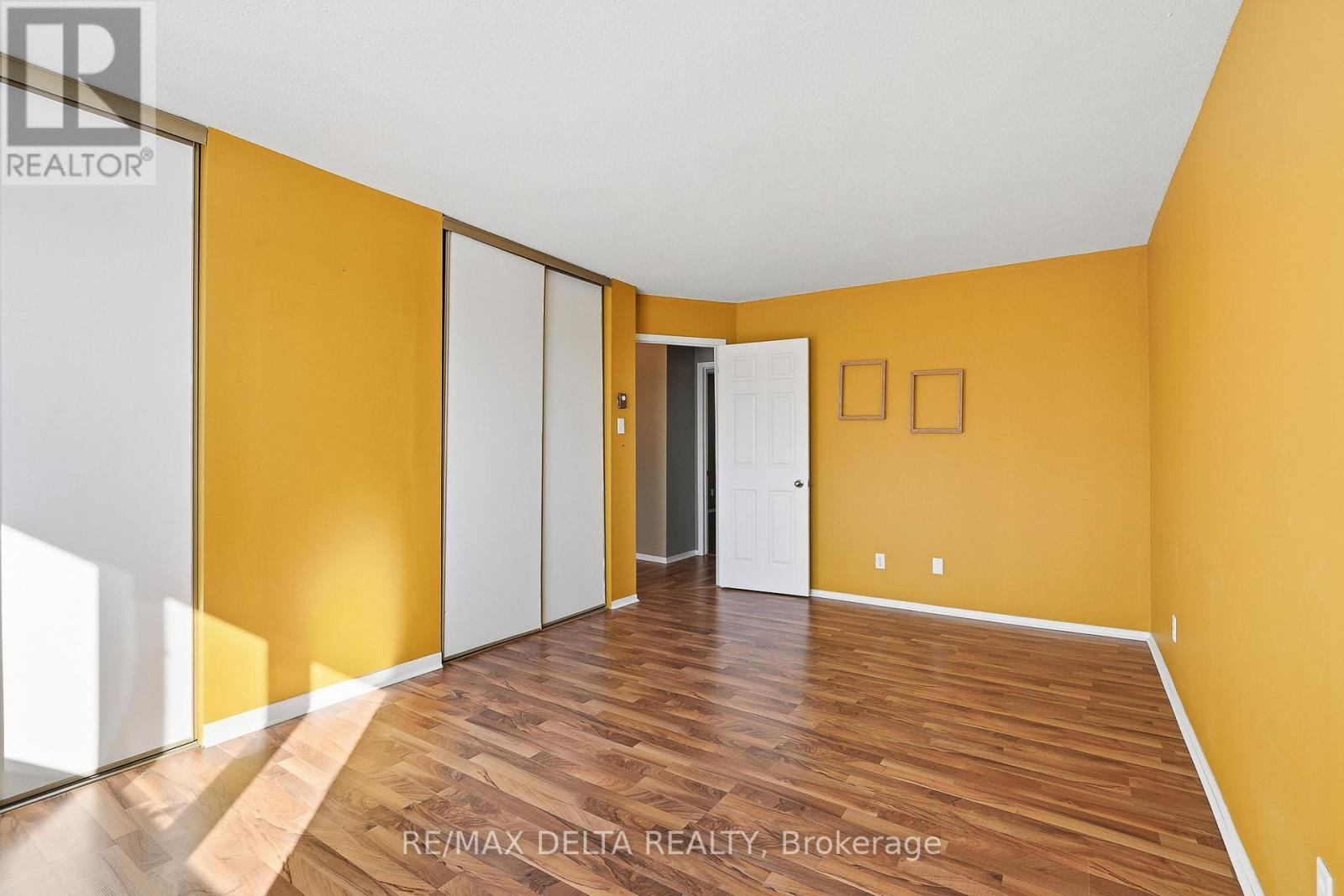 7 - 1948 Riviera Terrace