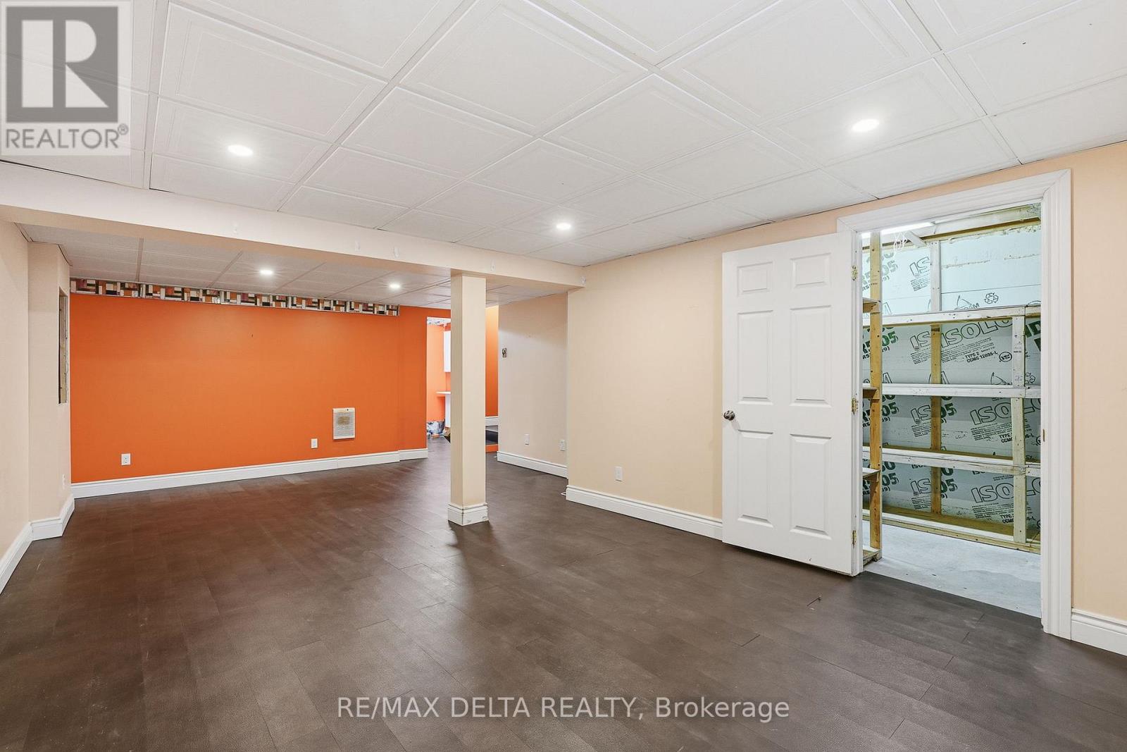 7 - 1948 Riviera Terrace