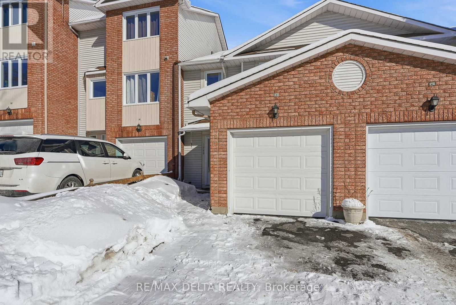 7 - 1948 Riviera Terrace