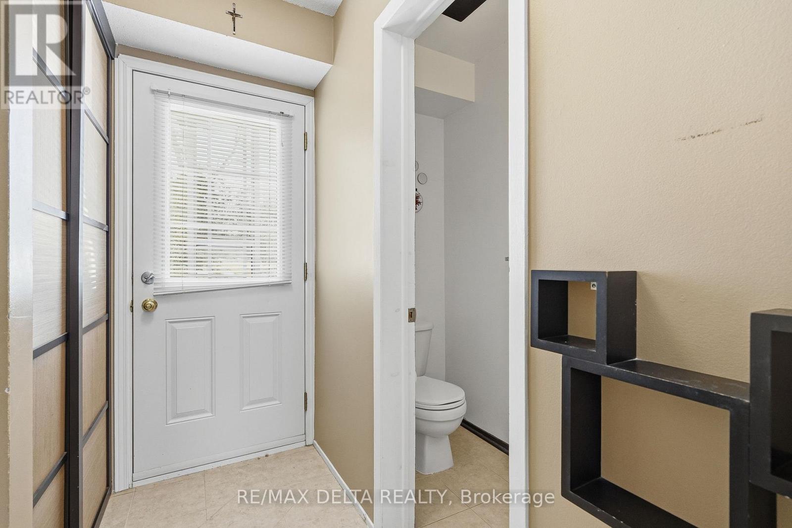 7 - 1948 Riviera Terrace