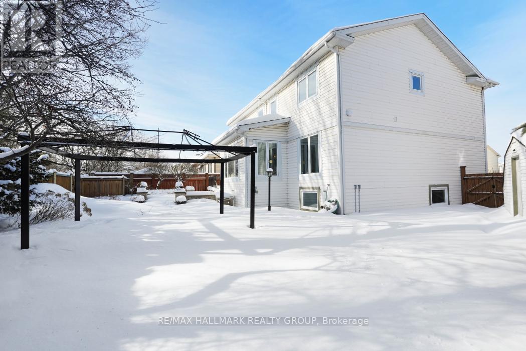 41 Bramblegrove Crescent