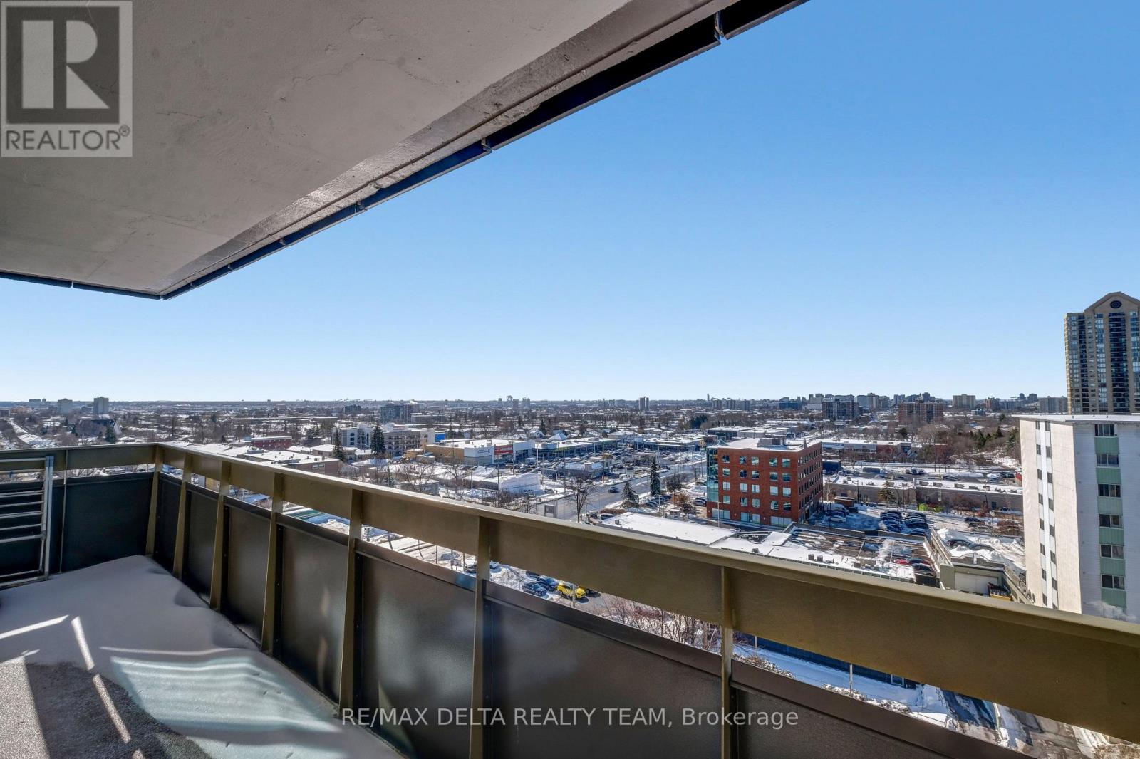 1001 - 555 Brittany Drive