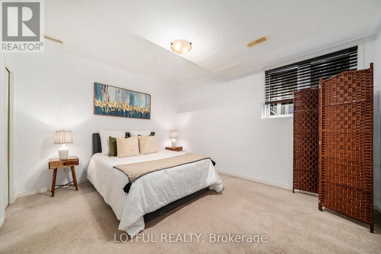 58 Steele Park Private