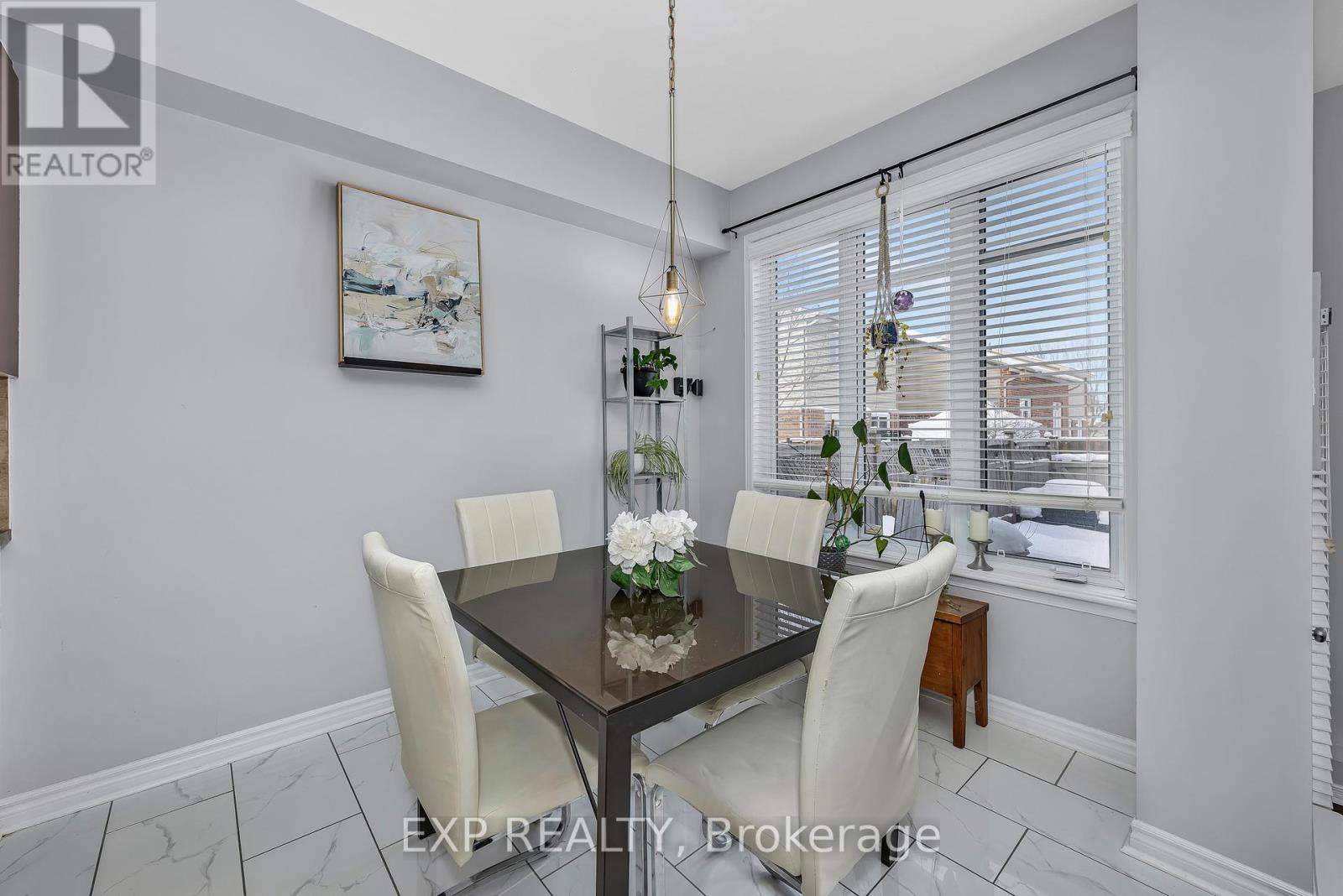 268 Eye Bright Crescent