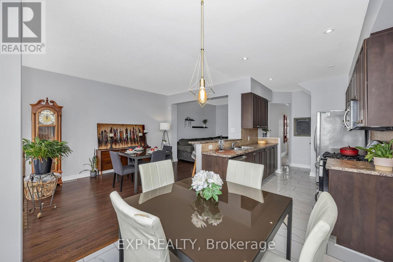 268 Eye Bright Crescent