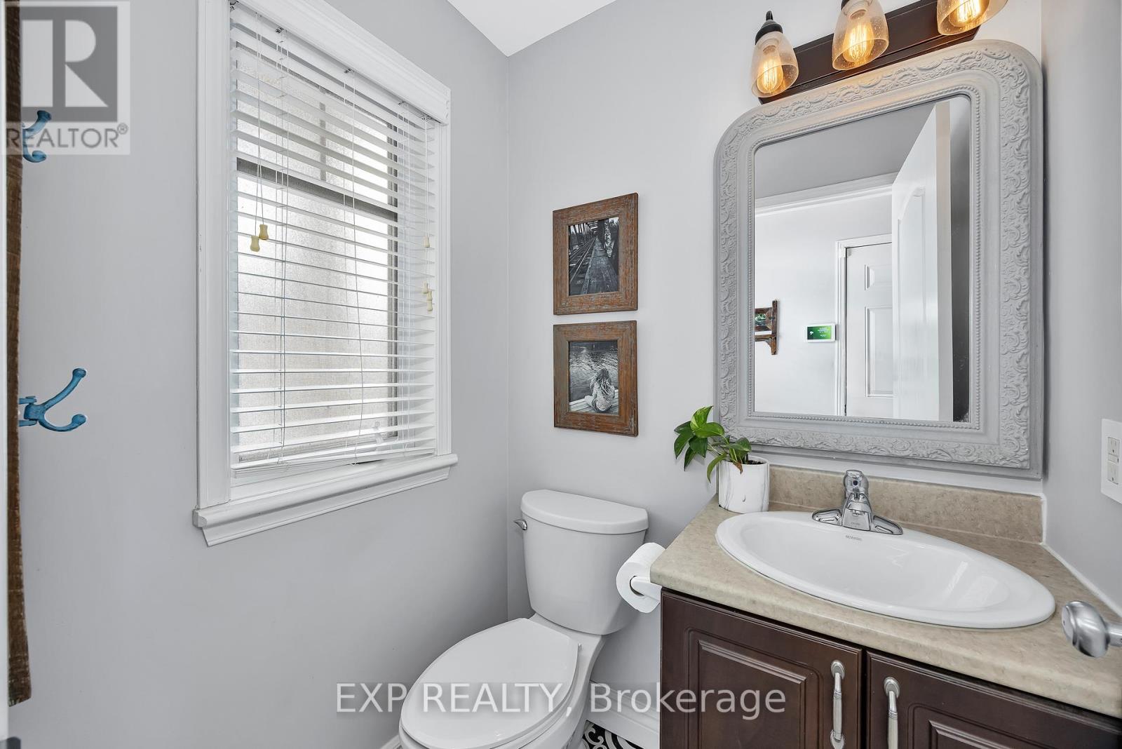 268 Eye Bright Crescent