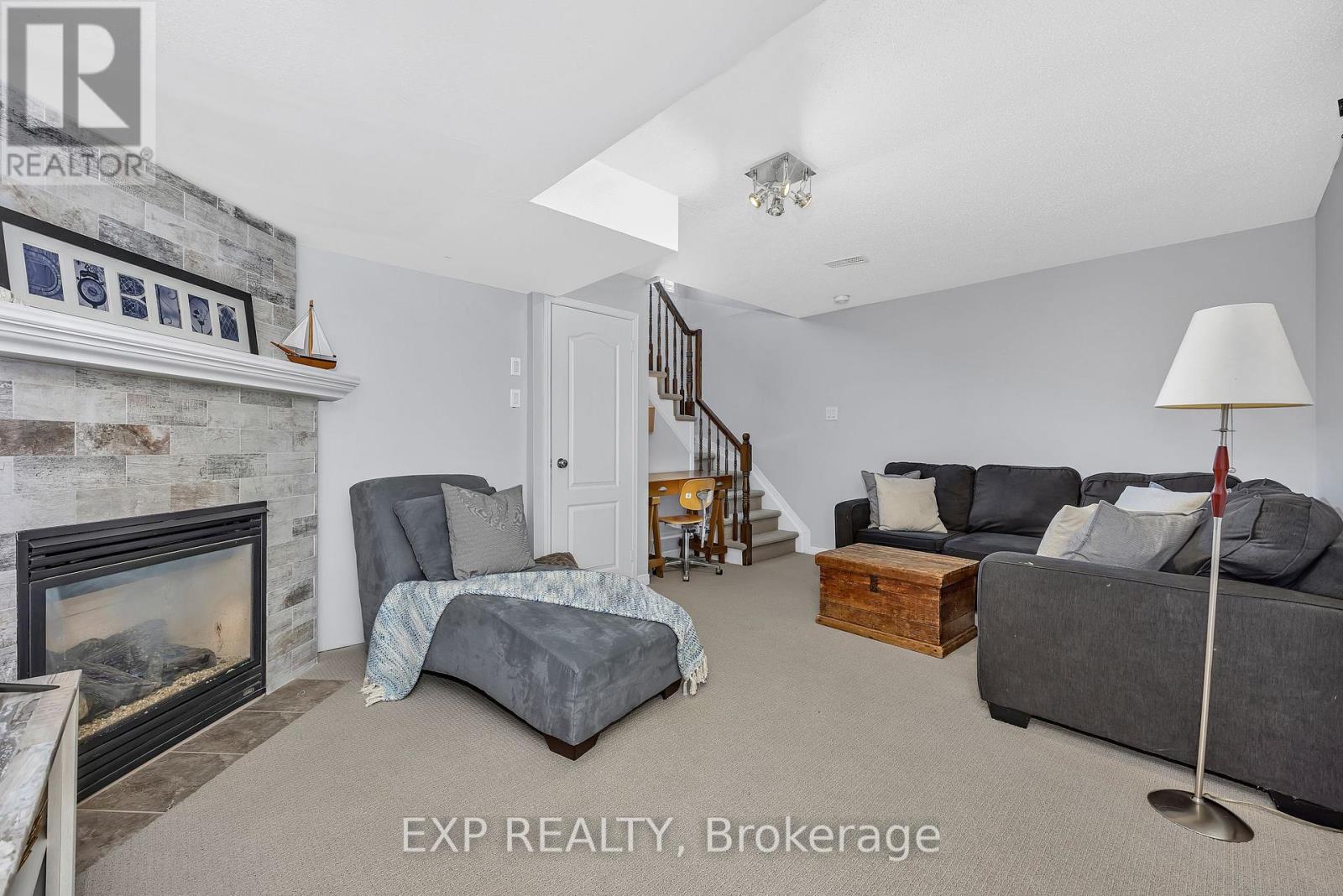 268 Eye Bright Crescent