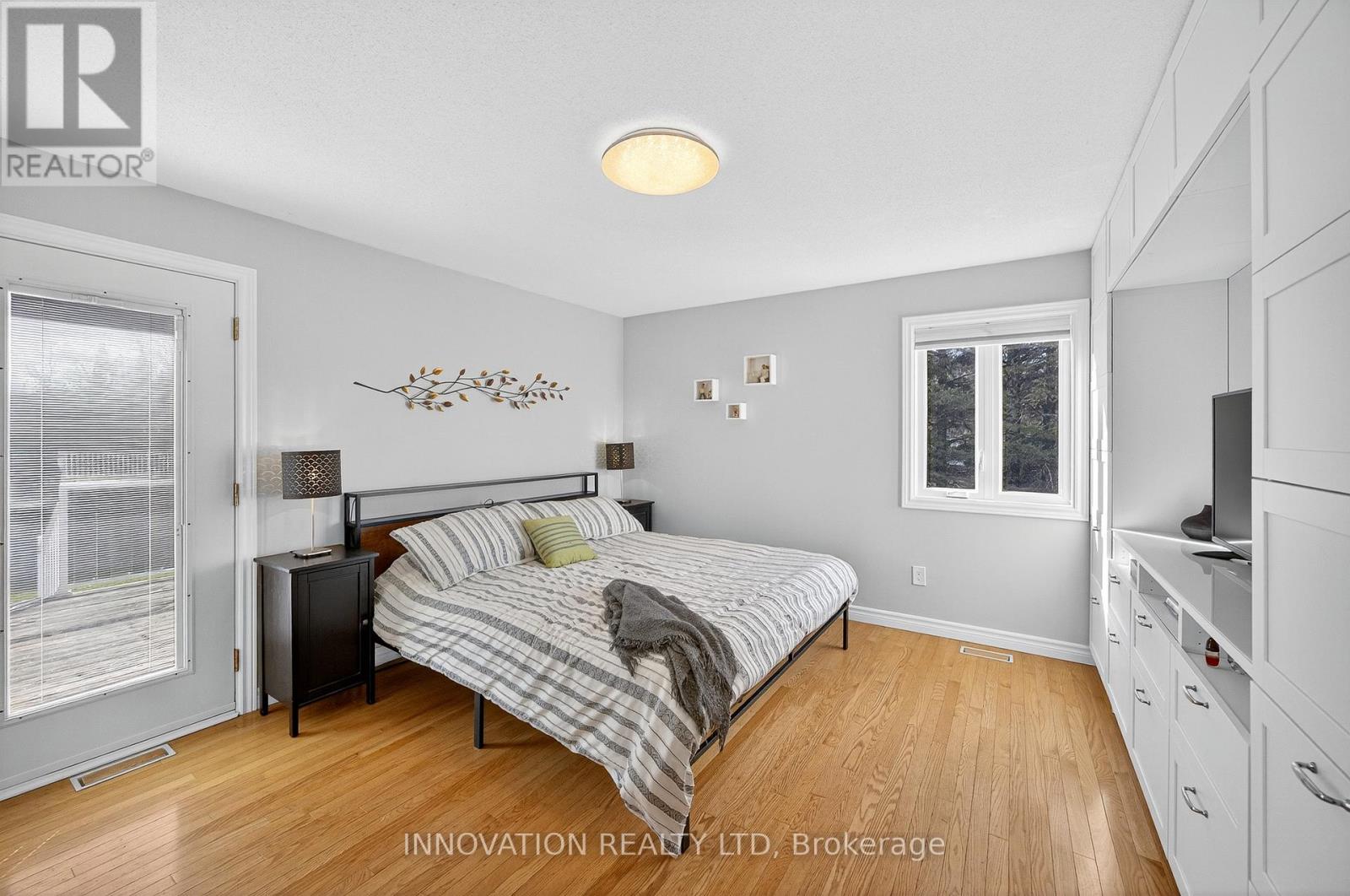 201 Greystone Crescent