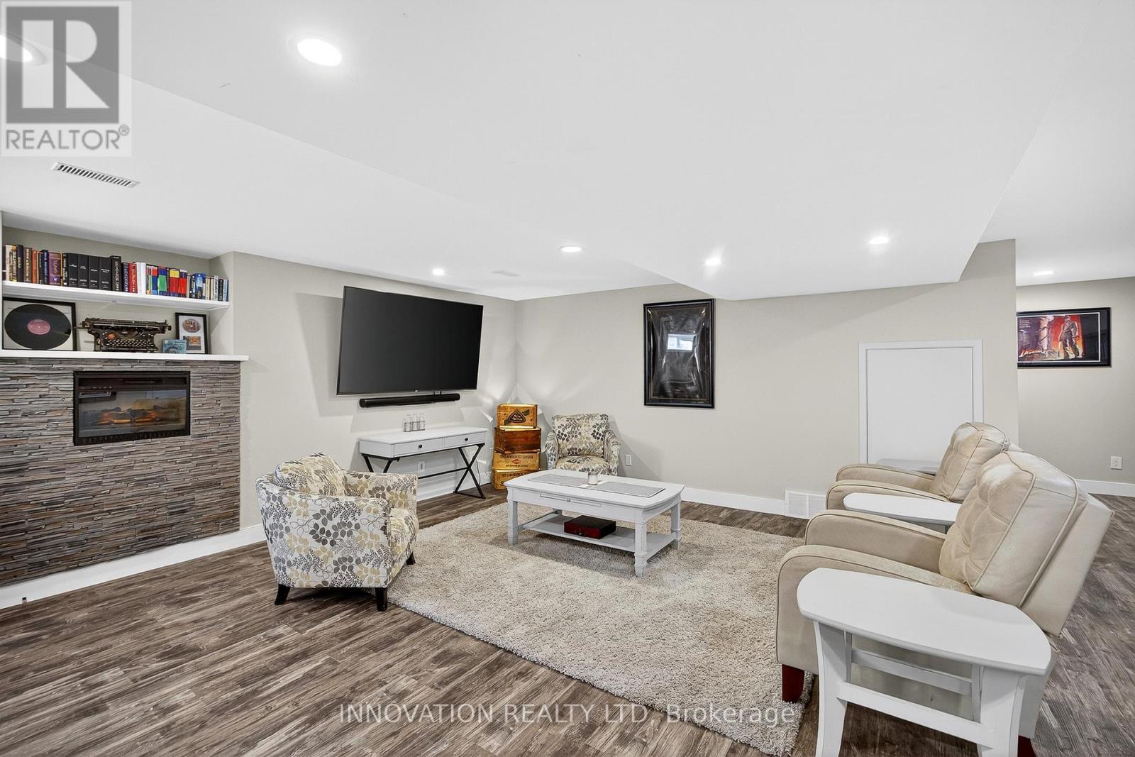 201 Greystone Crescent